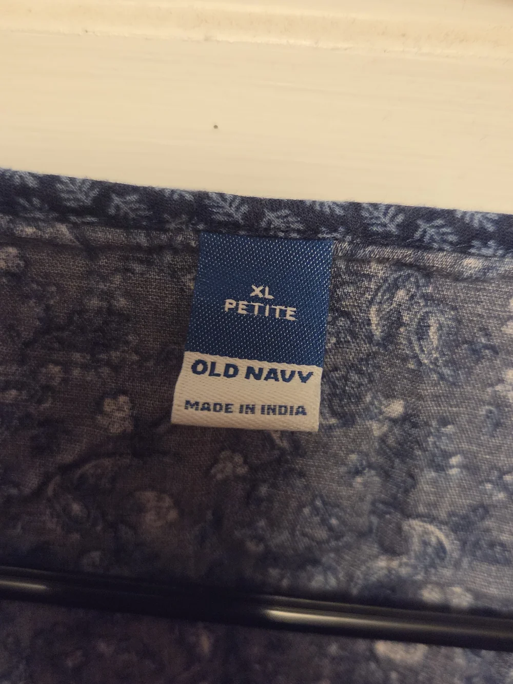 Old Navy Navy Floral Button-Front Peasant Blouse